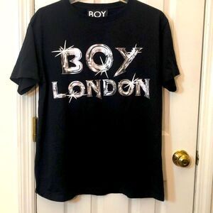 BOY London t shirt, Sz L Black UNISEX Skull and Chains design on back Like New